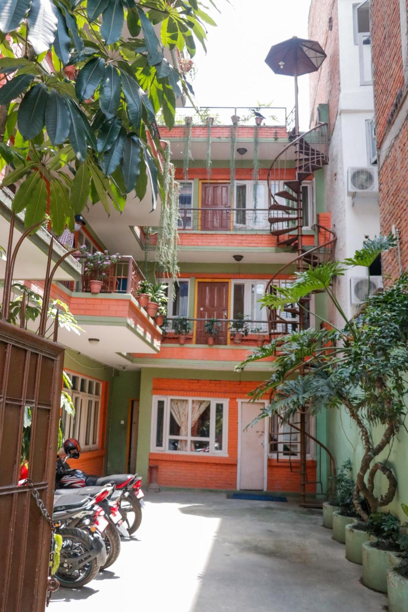 Hotel Backpackers Inn Κατμαντού Εξωτερικό φωτογραφία